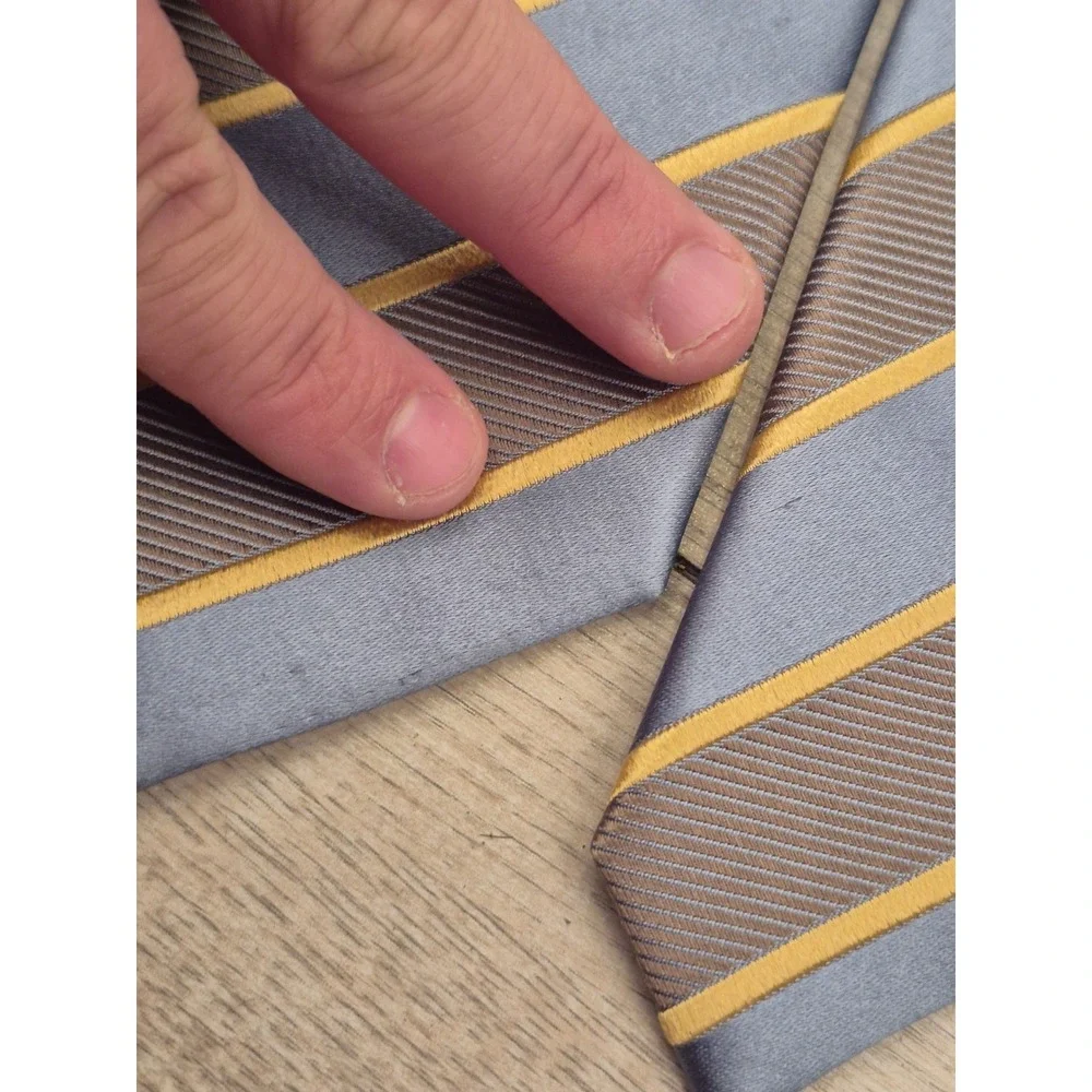 Charvet Mens Striped Silk Necktie Grey Bronze Gold Diagonal Pattern Business Tie